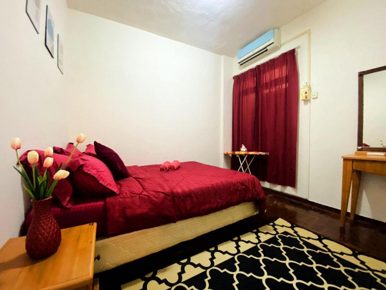 Apartment Ennys 2 Bedroom With Pool