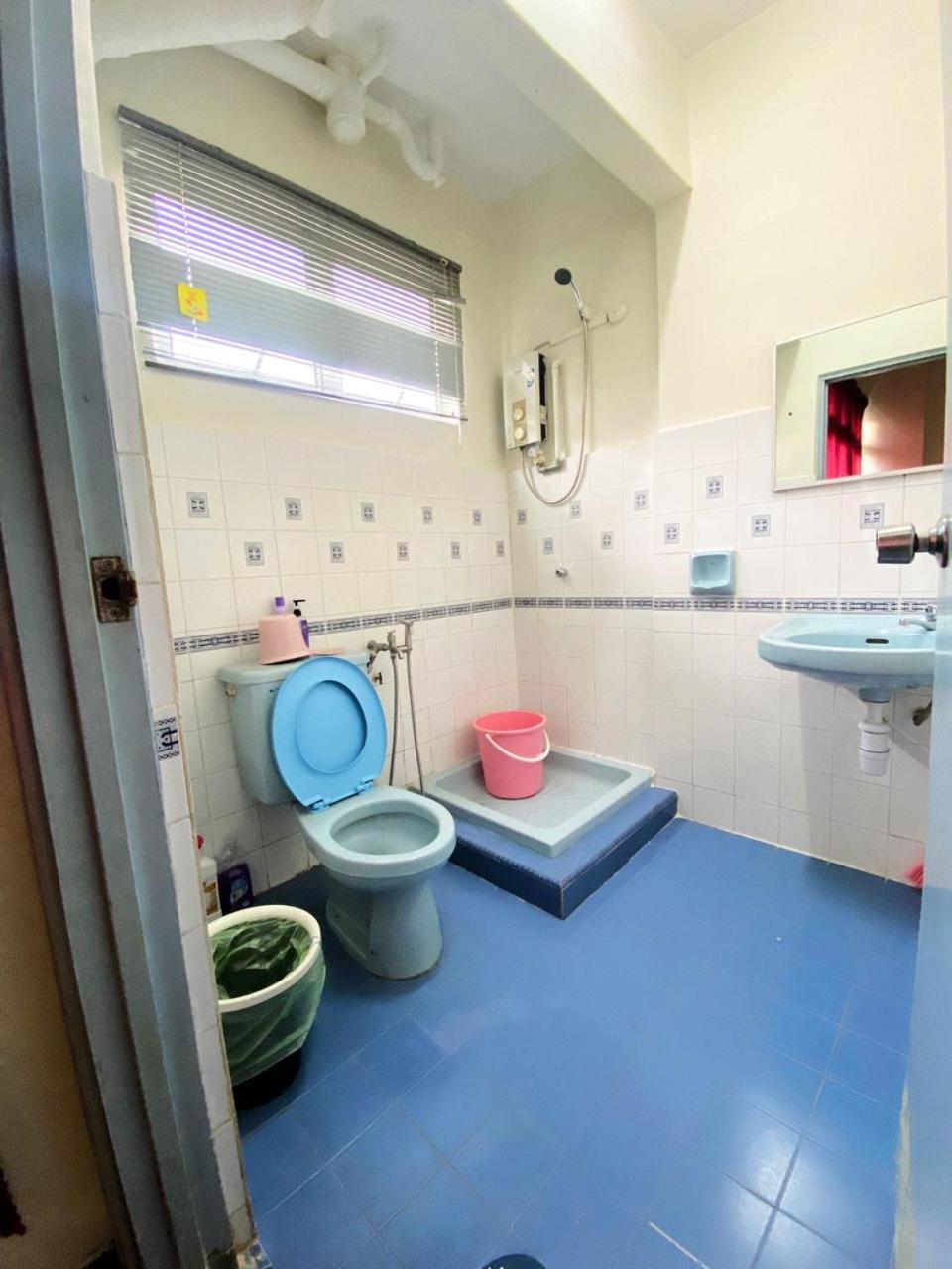 Apartment Ennys 2 Bedroom With Pool Port Dickson